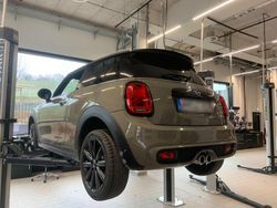Grün Gebraucht 2019 Mini Cooper S Kleinwagen | 17.500 € (Fairer Preis)