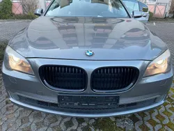 Grau Gebraucht 2009 BMW 730 Limousine | 12.499 € (Guter Preis)