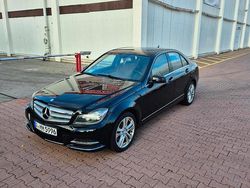 Schwarz Gebraucht 2013 Mercedes C220 Avantgarde Limousine | 8.900 € (Fairer Preis)