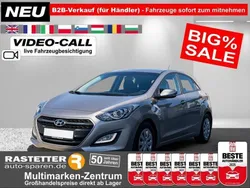 Beige Gebraucht 2015 Hyundai i30 Trend Limousine | 6.880 € (Guter Preis)