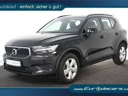Schwarz Gebraucht 2019 Volvo XC40 Momentum SUV | 21.800 € (Teuer)