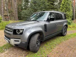Grau Gebraucht 2019 Land Rover Defender S SUV | 48.400 €
