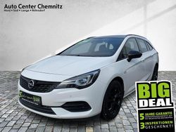 Weiß Gebraucht 2019 Opel Astra Elegance Kombi | 16.711 € (Teuer)