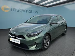 Grün Gebraucht 2023 Kia Ceed Spirit Kleinwagen | 23.499 € (Fairer Preis)