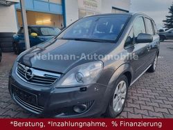 Grau Gebraucht 2011 Opel Zafira Design Edition Van / Kleinbus | 1.390 € (Superpreis)
