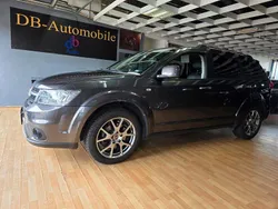 Grau Gebraucht 2015 Fiat Freemont Lounge SUV | 11.999 € (Fairer Preis)