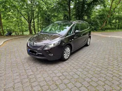Opel Zafira Tourer