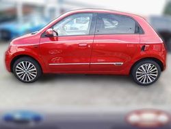 Farbe: Gebraucht 2022 Renault Twingo Intens Kleinwagen | 14.780 € (Etwas zu teuer)