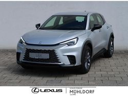 Silber (platinsilber) Neu 2025 Lexus LBX SUV | 34.980 € (Fairer Preis)