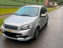 Grau Gebraucht 2011 Chevrolet Aveo Kleinwagen | 1.300 € (Superpreis)