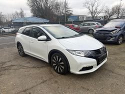 Weiß Gebraucht 2014 Honda Civic Kombi | 3.950 € (Superpreis)
