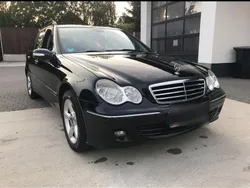 Schwarz Gebraucht 2006 Mercedes C180 Avantgarde Kombi | 3.600 € (Fairer Preis)