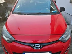 Rot Gebraucht 2012 Hyundai i20 Edition Kleinwagen | 2.450 € (Guter Preis)