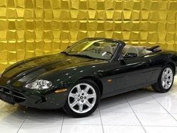 Grün Gebraucht 1998 Jaguar XK8 Cabrio | 24.990 € (Fairer Preis)