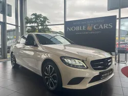Polarweiss unilack Gebraucht 2019 Mercedes C220 Night Limousine | 19.990 € (Guter Preis)
