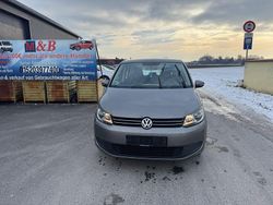 Grau Gebraucht 2011 VW Touran Trendline Van / Kleinbus | 2.999 € (Superpreis)