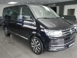 Deep black perleffekt Gebraucht 2016 VW Multivan Generation Six Van / Kleinbus | 32.980 € (Superpreis)