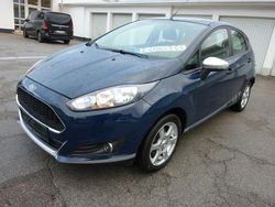 Blau Gebraucht 2016 Ford Fiesta Ambiente Limousine | 4.500 €