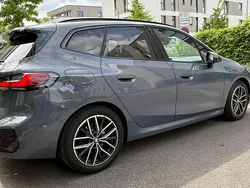 Grau Gebraucht 2022 BMW 218 Active Tourer M Sport Van / Kleinbus | 22.500 € (Guter Preis)