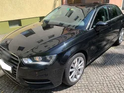 Schwarz Gebraucht 2015 Audi A3 Sportback Attraction Limousine | 6.499 € (Superpreis)