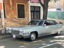 Grau Gebraucht 1970 Cadillac Deville Limousine | 31.500 €