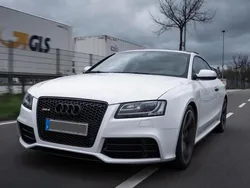 Weiß Gebraucht 2011 Audi RS5 Coupé | 30.000 € (Superpreis)
