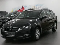 Schwarz Gebraucht 2018 Skoda Octavia Style Kombi | 11.890 € (Fairer Preis)