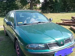 Grün Gebraucht 1999 Mitsubishi Carisma Limousine | 1.000 €