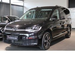 Schwarz Gebraucht 2023 VW Caddy Maxi Style Van / Kleinbus | 31.799 € (Guter Preis)