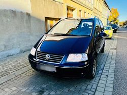 Blau Gebraucht 2006 VW Sharan Highline Van / Kleinbus | 4.700 €