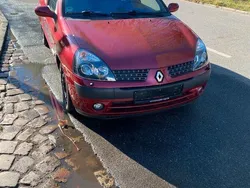 Rot Gebraucht 2002 Renault Clio II Initiale Kleinwagen | 2.990 € (Fairer Preis)