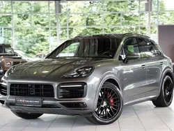 Schwarz Gebraucht 2021 Porsche Cayenne GTS Chrono SUV | 83.900 € (Guter Preis)
