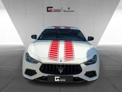 Weiß Gebraucht 2021 Maserati Ghibli Coupé | 81.990 €