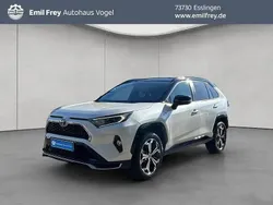 Weiß Gebraucht 2021 Toyota RAV4 SUV | 37.480 € (Teuer)
