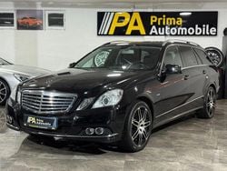 Schwarz Gebraucht 2010 Mercedes E200 Kombi | 9.999 € (Fairer Preis)