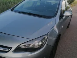 Grau Gebraucht 2013 Opel Astra Eco Kombi | 3.200 € (Guter Preis)