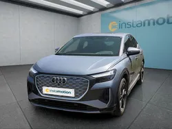 Blau Gebraucht 2022 Audi Q4 e-tron S-Line SUV | 34.199 € (Fairer Preis)