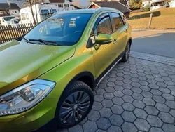 Gelb Gebraucht 2013 Suzuki SX4 S-Cross Comfort SUV | 7.650 € (Guter Preis)