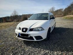 Weiß Gebraucht 2008 Seat Ibiza Limousine | 1.450 € (Guter Preis)