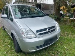 Silber Gebraucht 2005 Opel Meriva Van / Kleinbus | 2.200 € (Guter Preis)