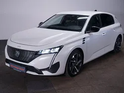 Weiß Gebraucht 2023 Peugeot 308 Allure Limousine | 20.499 € (Guter Preis)