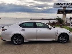 Silber Gebraucht 2014 Lexus GS300h Limousine | 18.500 €