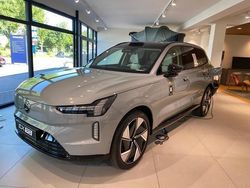 Grau (vapour grey / metallic) Neu 2025 Volvo EX90 Performance SUV | 81.860 €