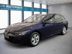 Blau Gebraucht 2022 VW Golf VIII Life Kombi | 16.930 € (Guter Preis)