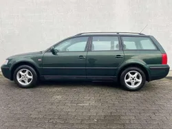 Grün Gebraucht 1998 VW Passat S Kombi | 1.750 € (Fairer Preis)
