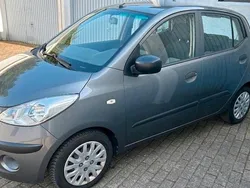Silber Gebraucht 2010 Hyundai i10 Edition+ Kleinwagen | 3.500 € (Fairer Preis)