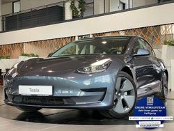 Grau Gebraucht 2021 Tesla Model 3 Standard Range Plus Limousine | 23.480 € (Guter Preis)
