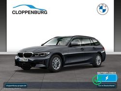 Grau Gebraucht 2020 BMW 330e Sport Line Kombi | 27.325 € (Etwas zu teuer)