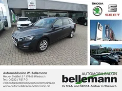 Grau Gebraucht 2022 Seat Leon Style Limousine | 19.490 € (Fairer Preis)