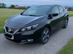 Schwarz Gebraucht 2018 Nissan Leaf N-Connecta Kleinwagen | 9.750 € (Fairer Preis)